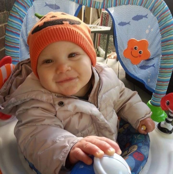 Knit Pumpkin Hat - Picture 7 of 7